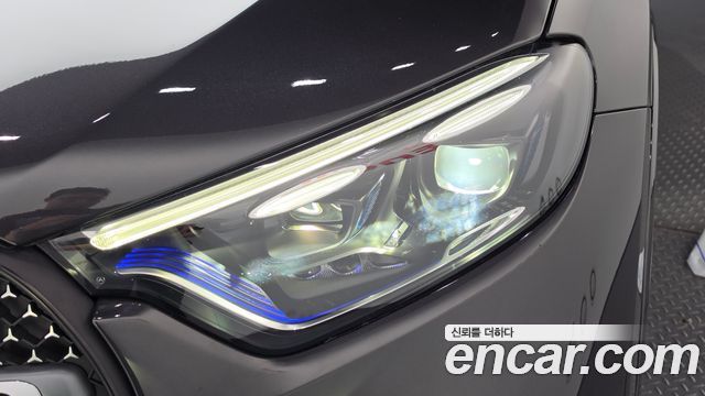 Mercedes-Benz GLC-Class 2024 — photo 8