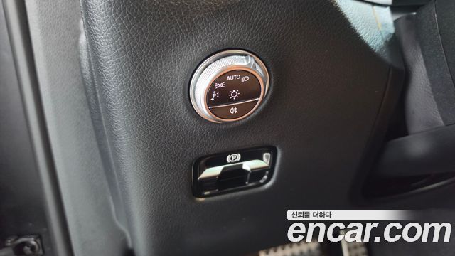 Mercedes-Benz GLC-Class 2024 — photo 30