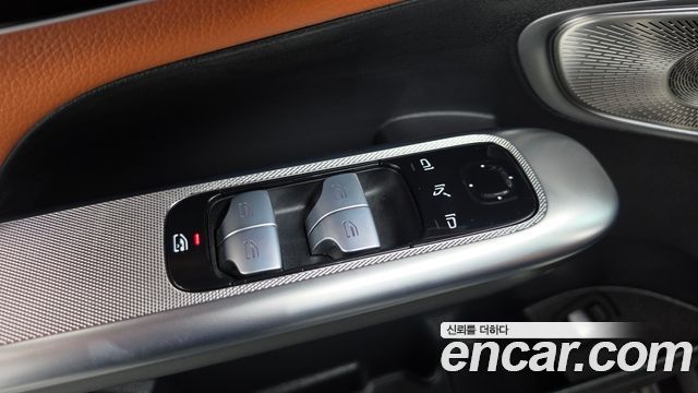 Mercedes-Benz GLC-Class 2024 — photo 40