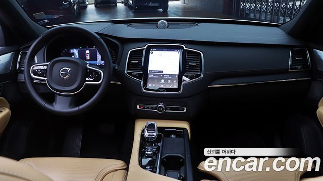 Volvo XC90 2023 — photo 19