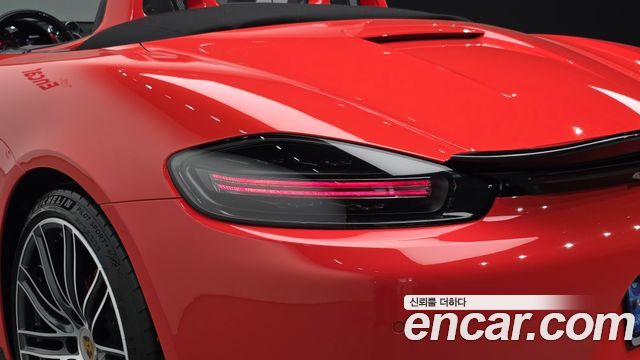Porsche 718 2020 — photo 9