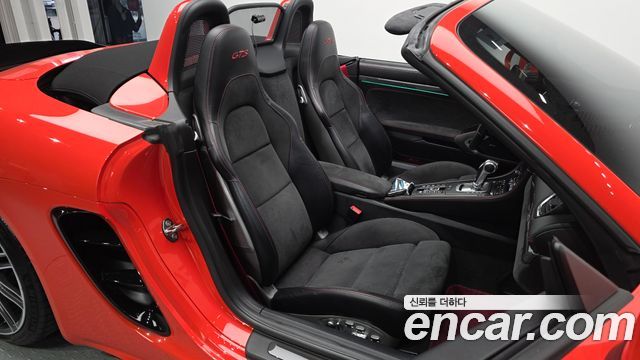 Porsche 718 2020 — photo 16