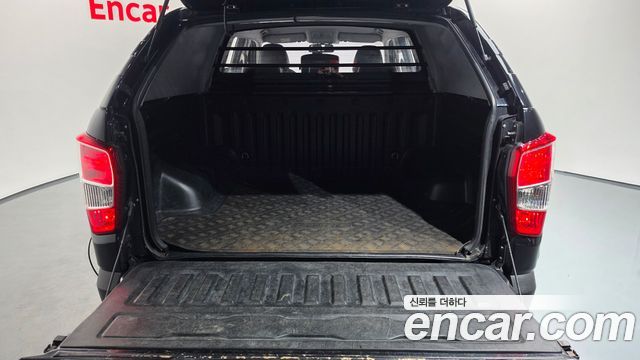 KG Mobility Rexton 2018 — photo 18