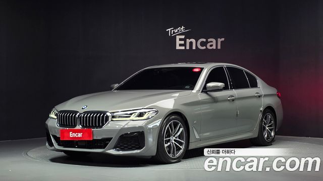 BMW 5-Series 2021 — photo 1
