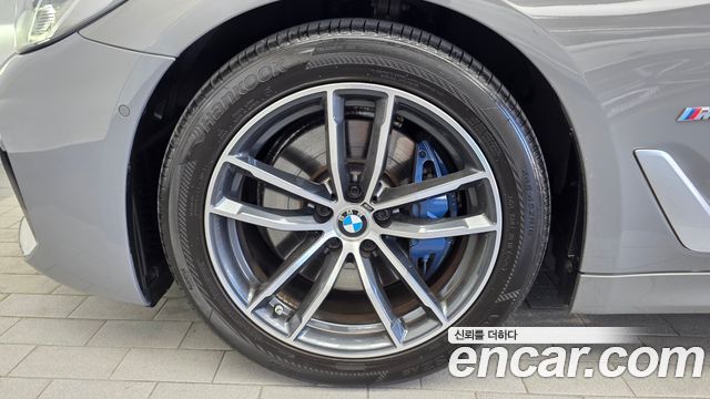 BMW 5-Series 2021 — photo 5
