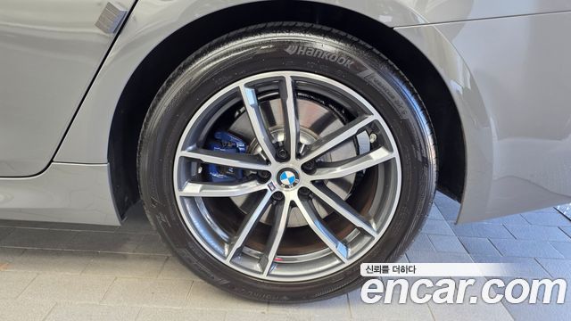 BMW 5-Series 2021 — photo 7