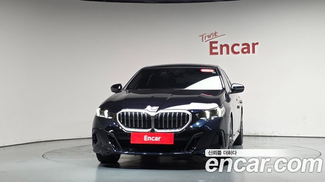 BMW 5-Series 2024 — photo 3