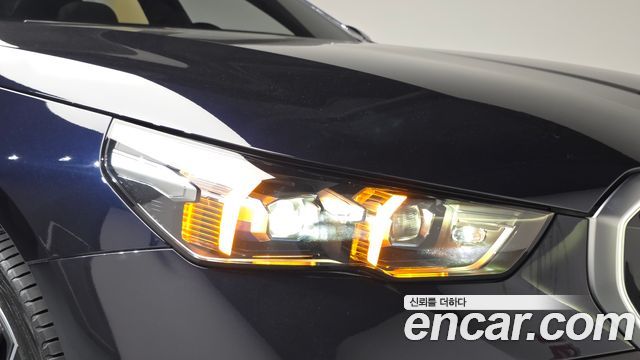 BMW 5-Series 2024 — photo 8