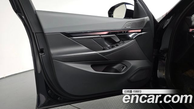 BMW 5-Series 2024 — photo 14
