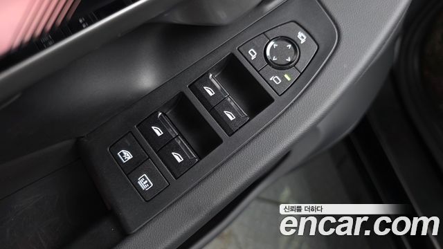 BMW 5-Series 2024 — photo 29