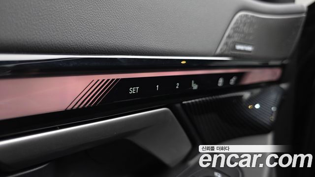 BMW 5-Series 2024 — photo 30