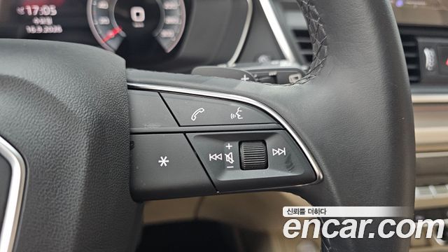 Audi Q5 2022 — photo 30