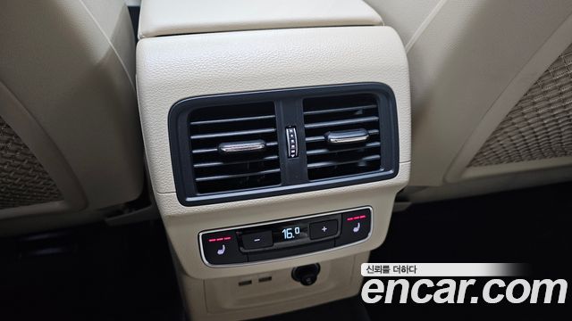 Audi Q5 2022 — photo 32
