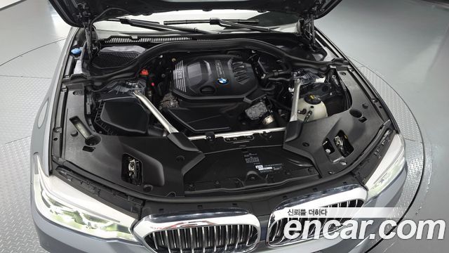 BMW 5-Series 2020 — photo 6