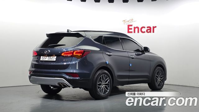 Hyundai Santafe 2016 — photo 2
