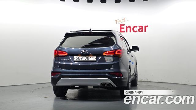 Hyundai Santafe 2016 — photo 4