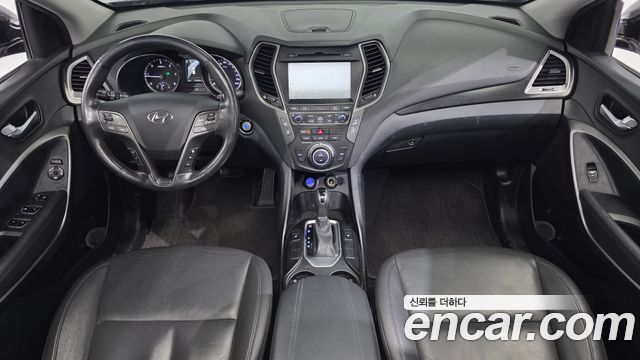 Hyundai Santafe 2016 — photo 10