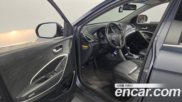 Hyundai Santafe 2016 — photo 13