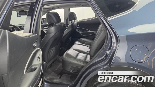 Hyundai Santafe 2016 — photo 17
