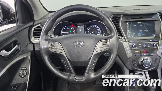 Hyundai Santafe 2016 — photo 22
