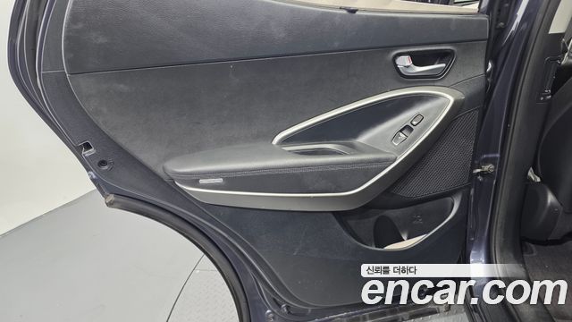 Hyundai Santafe 2016 — photo 15