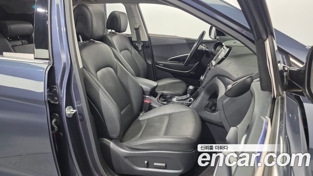 Hyundai Santafe 2016 — photo 16
