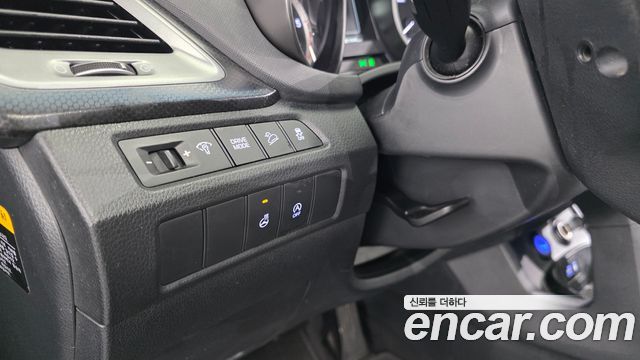 Hyundai Santafe 2016 — photo 29