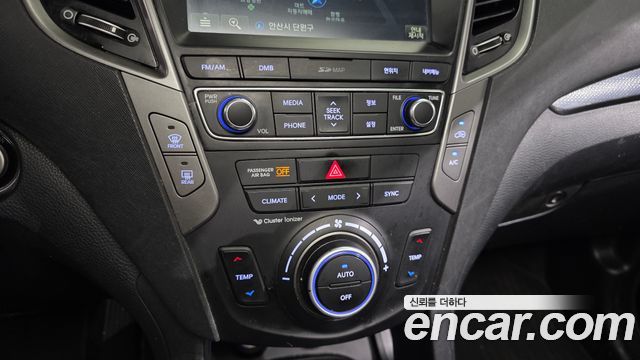 Hyundai Santafe 2016 — photo 32