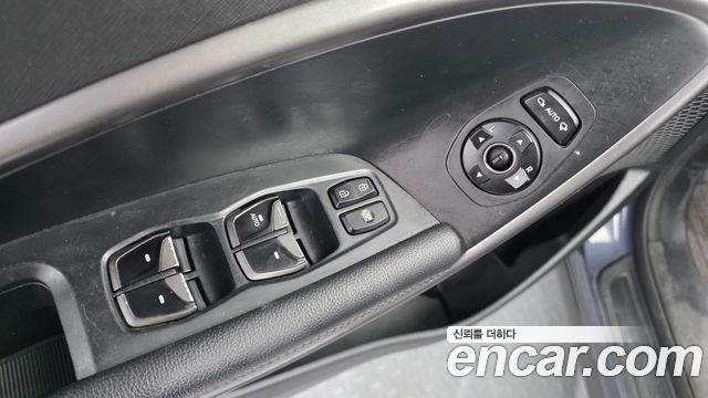 Hyundai Santafe 2016 — photo 33