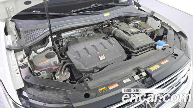 Volkswagen Tiguan 2022 — photo 6
