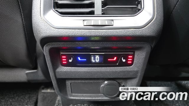 Volkswagen Tiguan 2022 — photo 18