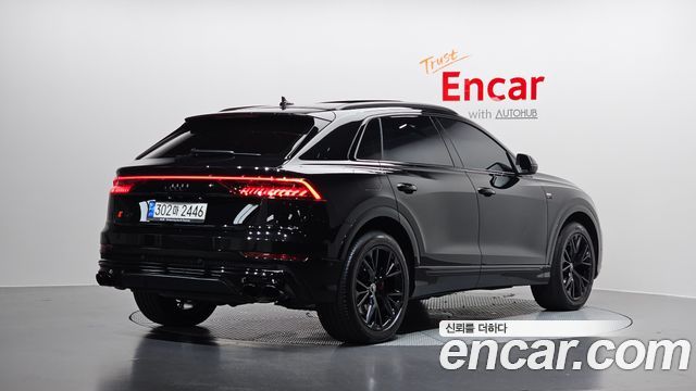 Audi Q8 2022 — photo 2