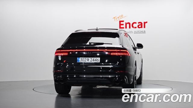 Audi Q8 2022 — photo 4
