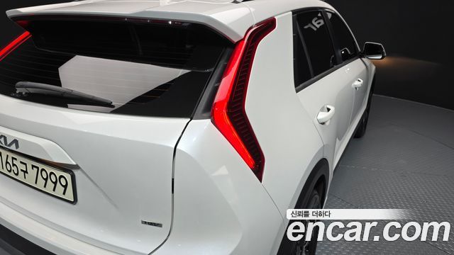 Kia Niro 2022 — photo 9