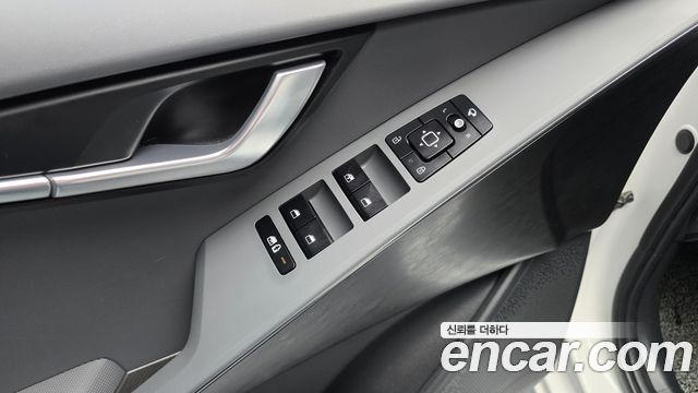 Kia Niro 2022 — photo 28