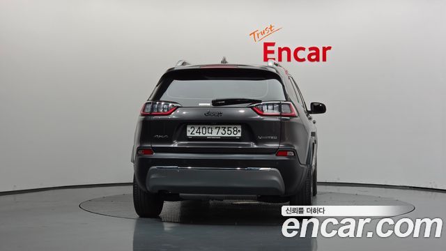 Jeep Cherokee 2020 — photo 4