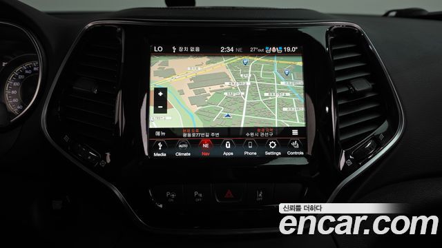Jeep Cherokee 2020 — photo 15
