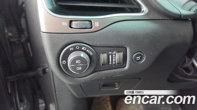 Jeep Cherokee 2020 — photo 18