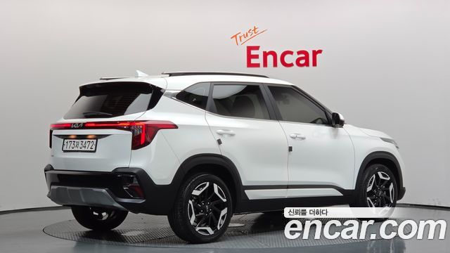 Kia Seltos 2023 — photo 2