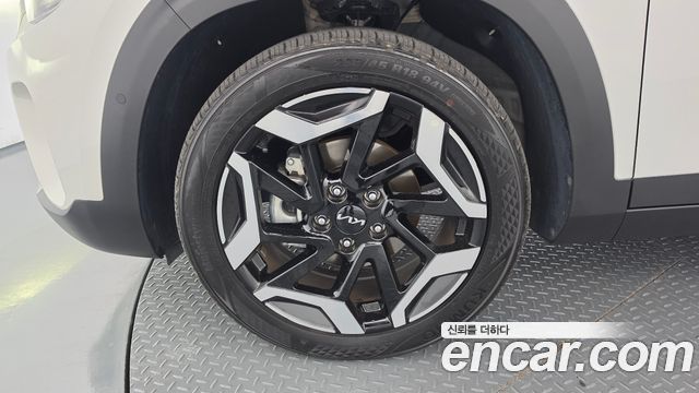 Kia Seltos 2023 — photo 17