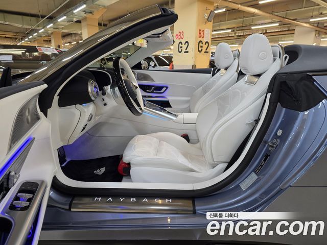 Mercedes-Benz SL-Class 2026 — photo 8