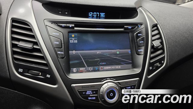 Hyundai AVANTE 2016 — photo 20