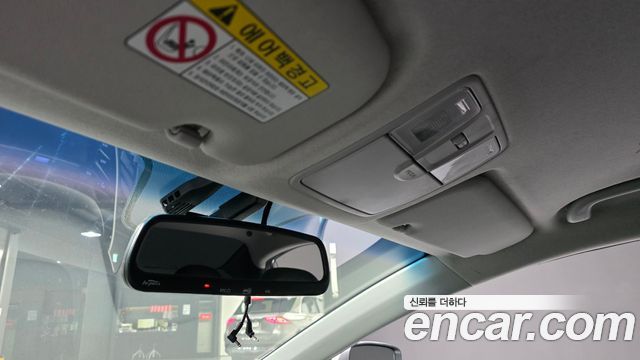 Hyundai AVANTE 2016 — photo 25