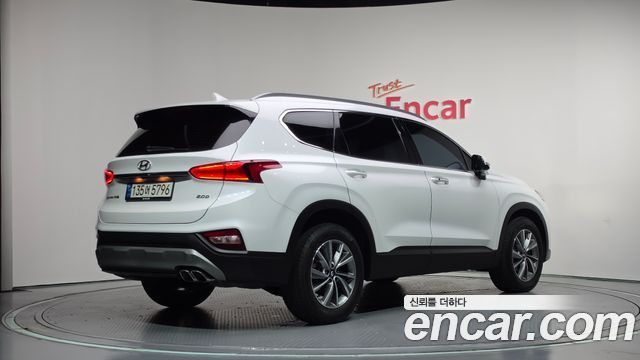 Hyundai Santafe 2019 — photo 2