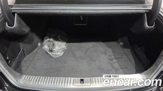 Kia K9 2022 — photo 25