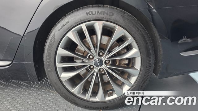 Kia K9 2022 — photo 7