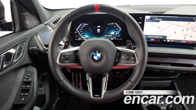 BMW 1-Series 2025 — photo 19