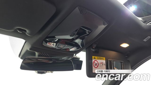 BMW 1-Series 2025 — photo 24