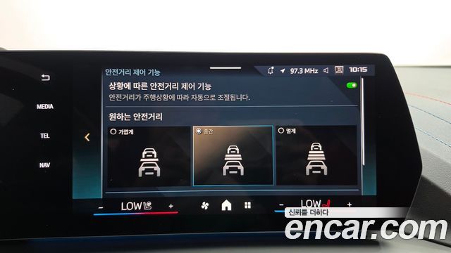 BMW 1-Series 2025 — photo 29