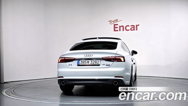 Audi A5 2019 — photo 4